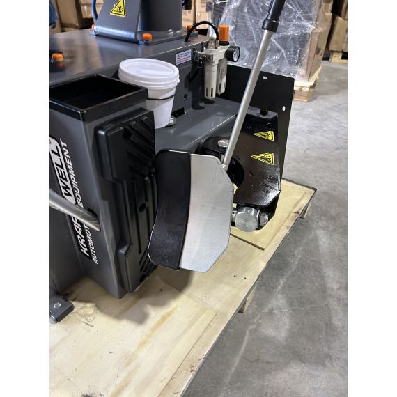 Шиномонтажный станок 10-26" KraftWell KRW25, Цвет: Cерый, Напряжение: 380, изображение 4